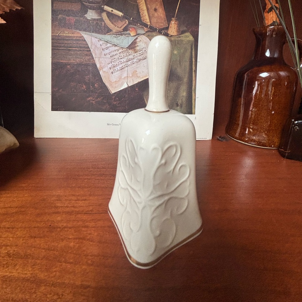 Adam’s bell by Danbury Mint collection Elegant Cream Ceramic Bell